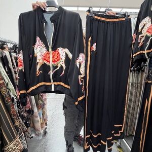 Black Carousel Horse Printed Jacket & Wide-Leg Pants Set